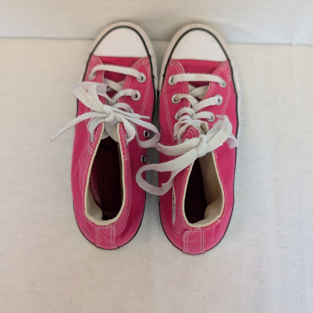 Converse Women 6 Pink High Top Shoes Sneakers Streetwear Classic Coquette Casual - Picture 6 of 8